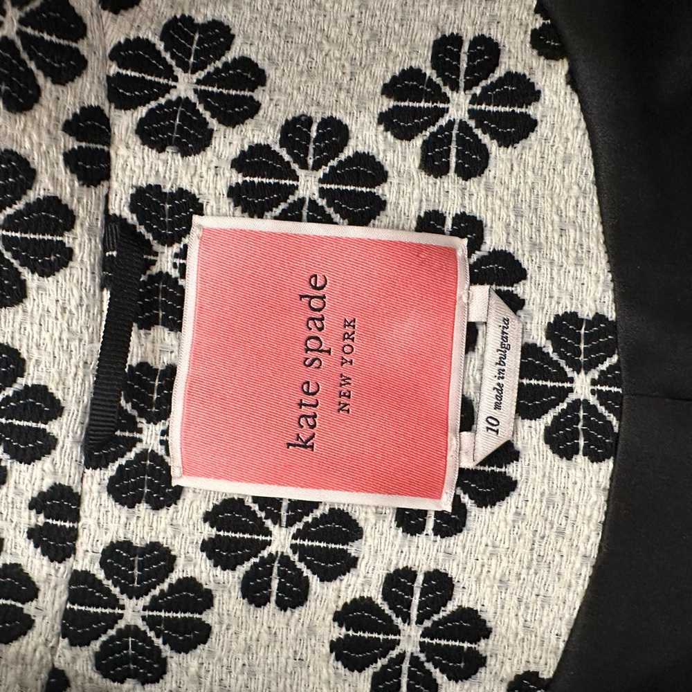 Kate Spade Black Floral on Cream Coat - Picture 4 of 8